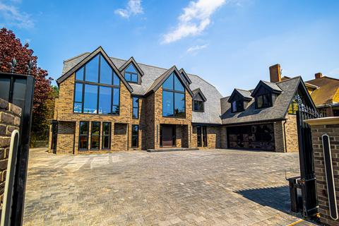 7 bedroom detached house for sale, Benfleet SS7