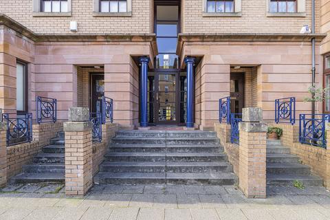 2 bedroom flat for sale, Flat 2/1, 30 Errol Gardens, Glasgow, G5 0RR