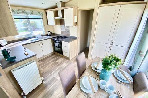 2 bedroom static caravan for sale, Seal Bay Resort