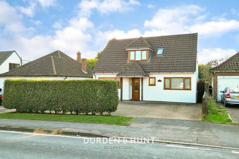 3 bedroom detached house for sale, North Street, Nazeing, Waltham Abbey, EN9