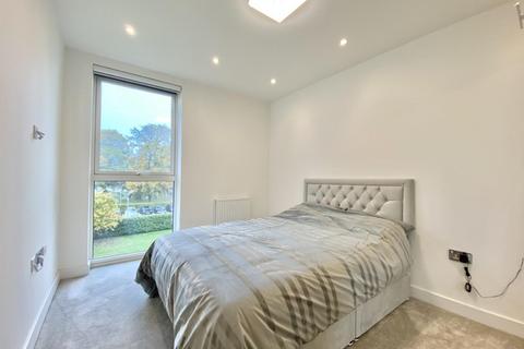 2 bedroom apartment for sale, Laurina Apartment, Carnation Gardens, Hayes