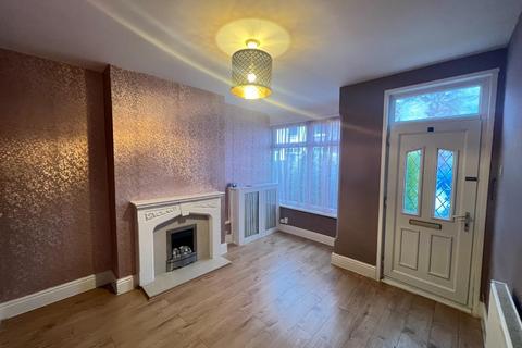 2 bedroom terraced house to rent, James Street, Coalville