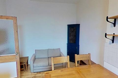 2 bedroom terraced house to rent, Easter Road, Edinburgh, EH7