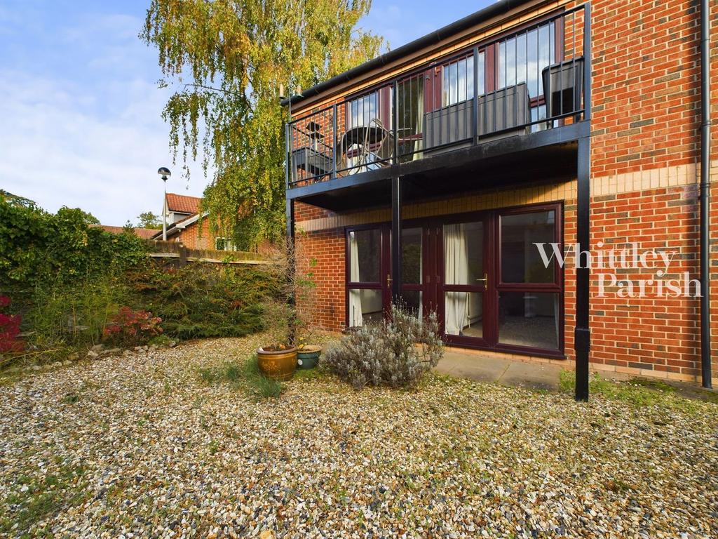 St Marys Court, Diss 1 bed ground floor flat for sale £110,000