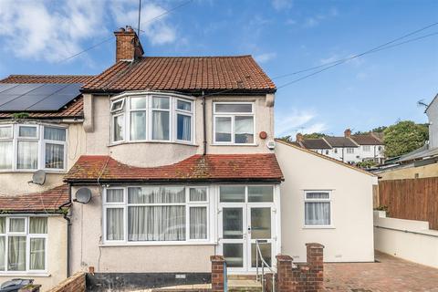 4 bedroom end of terrace house for sale, Parry Road, London