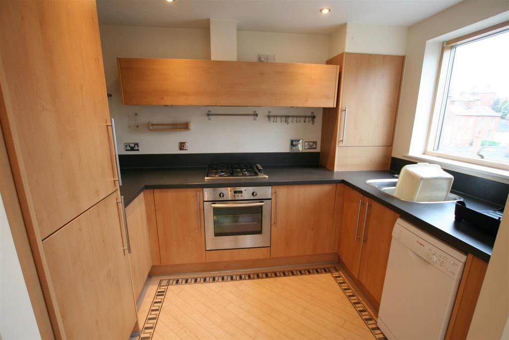 Stwulstanscourt,17kitchen.JPG