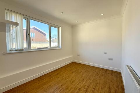28 Chedworth Crescent, Portsmouth, PO6 4ET