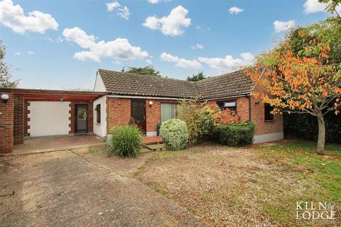 3 bedroom detached bungalow for sale, Imperial Avenue, Mayland, Chelmsford