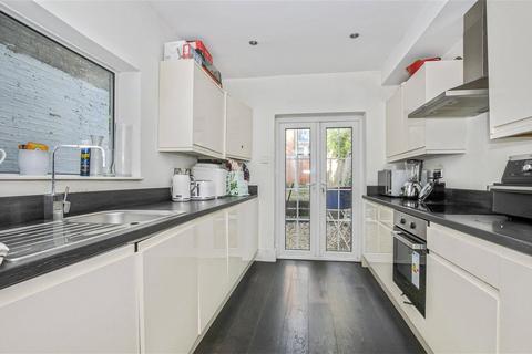 3 bedroom terraced house for sale, Loring Road, Isleworth Village