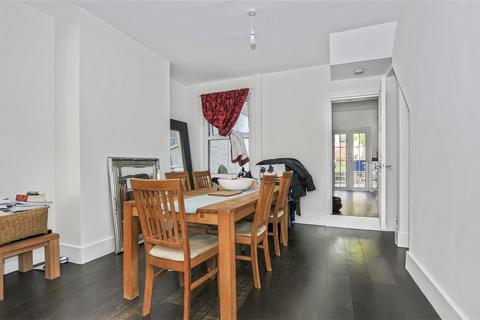 3 bedroom terraced house for sale, Loring Road, Isleworth Village