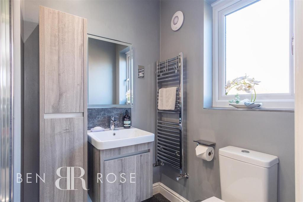Master Ensuite