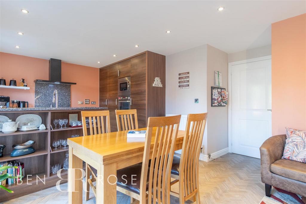Dining Room/Kitchen