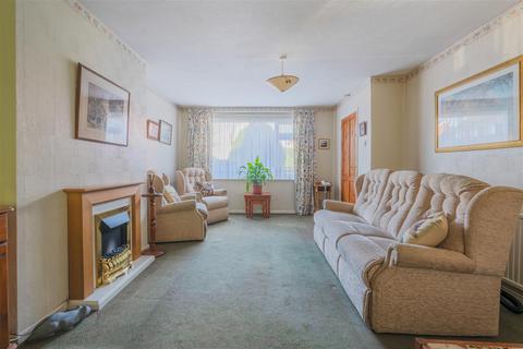 3 bedroom end of terrace house for sale, The Brambles, Keynsham, Bristol