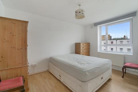 15 Cedar Court, London, SE7 7EH
