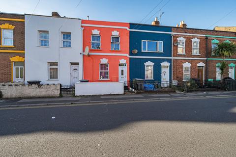 3 bedroom terraced house for sale, High Street, Gloucestershire GL1