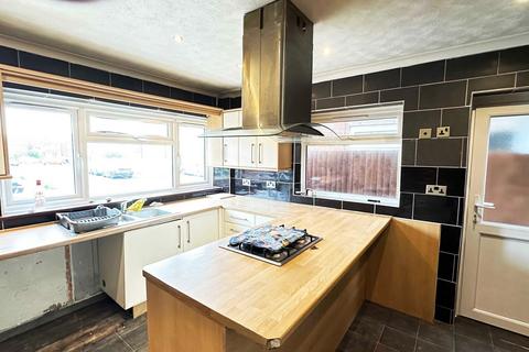 3 bedroom semi-detached house for sale, Coniston Close, Dartford DA1