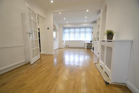 84 Barton Avenue, Romford, RM7 0ND