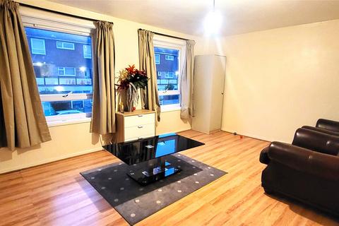 3 bedroom apartment to rent, Moyser Road, London SW16