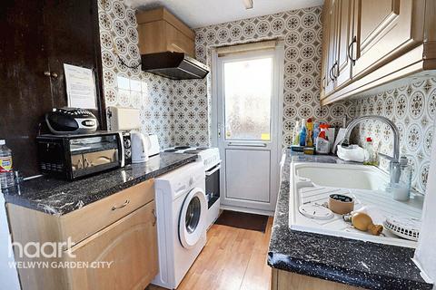 3 bedroom semi-detached house for sale, Dawley, Welwyn Garden City