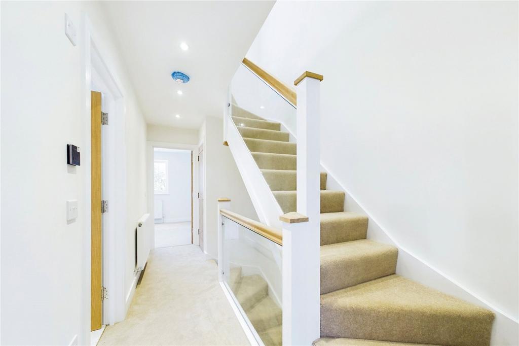 Fair Oaks Grove, Little London... 4 bed semidetached house for sale £500,000