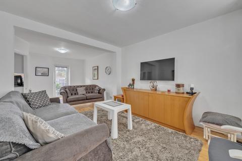 3 bedroom semi-detached house for sale, The Greenway, London, NW9