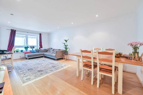 2 bedroom flat for sale, Woolcombes Court, Rotherhithe, London, SE16