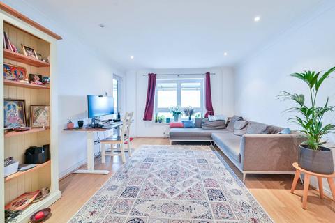 2 bedroom flat for sale, Woolcombes Court, Rotherhithe, London, SE16