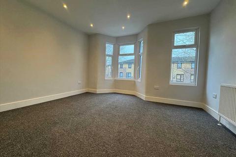 5 bedroom terraced house to rent, Church Road, London, leyton