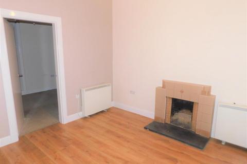 2 bedroom flat to rent, High Street, Kirkliston, Edinburgh EH29