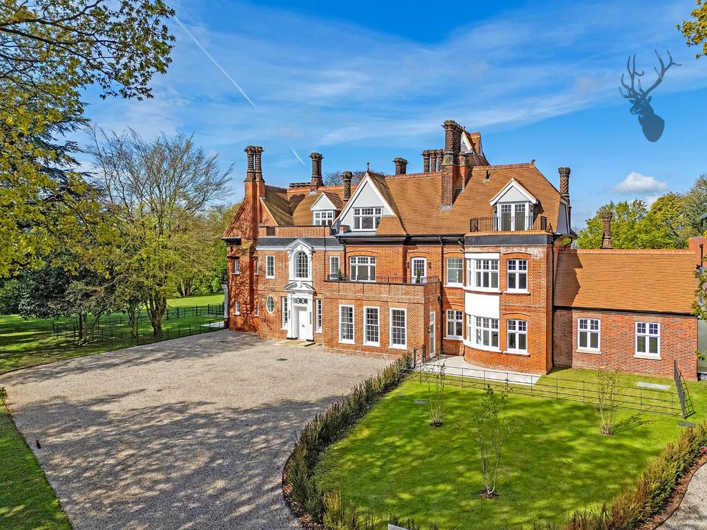 Woodredon House, High Beech 2 bed apartment for sale £695,000