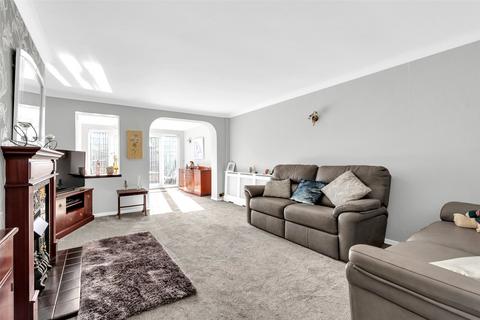 2 bedroom terraced house for sale, Fox Hollow Drive, Bexleyheath, Kent, DA7