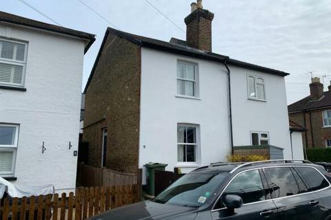 5 bedroom semi-detached house to rent, Nettles Terrace, Guildford GU1