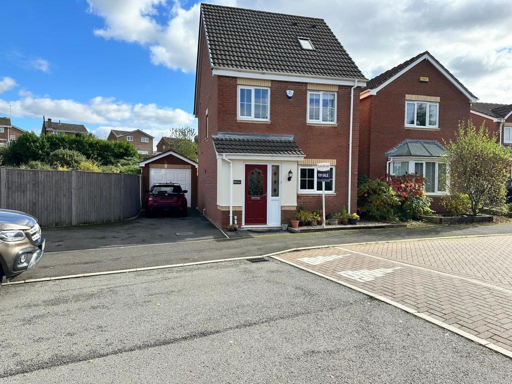 Forest Town, Mansfield NG19 4 bed detached house for sale £240,000