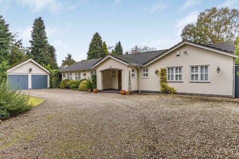 3 bedroom detached bungalow for sale, Newick Avenue, Little Aston