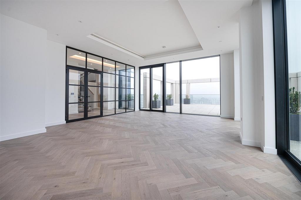 Gauging Square, London, E1W 4 bed apartment to rent £12,000 pcm (£