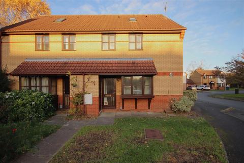 1 bedroom house to rent, Hopkins Close, Cambridge CB4