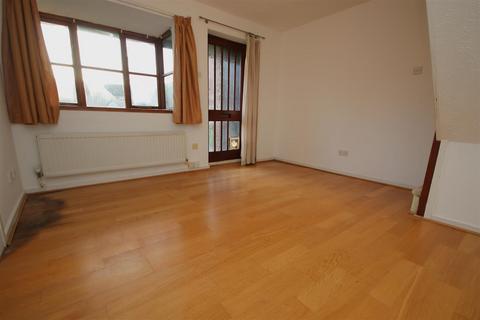 1 bedroom house to rent, Hopkins Close, Cambridge CB4