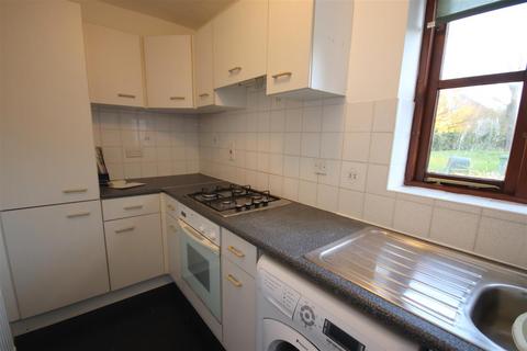 1 bedroom house to rent, Hopkins Close, Cambridge CB4