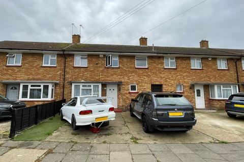 3 bedroom terraced house for sale, 22 Mulberry Crescent, West Drayton, Middlesex, UB7 9AG