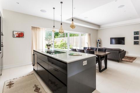 Gaia House Cavendish Road, Weybridge, KT13 0JN