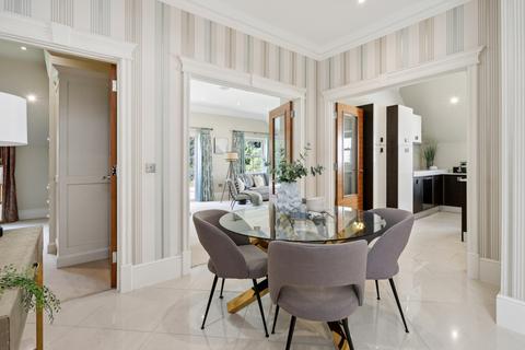 2 bedroom penthouse for sale, The Villiers, Gower Road, Weybridge, Surrey, KT13