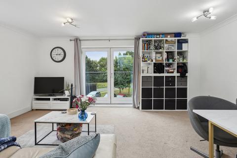 1 bedroom apartment for sale, Dunton House, Jessamy Road, Weybridge, Surrey, KT13