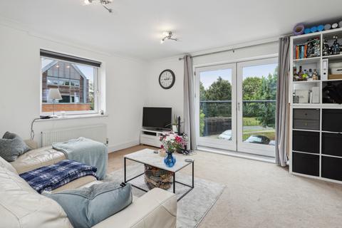 1 bedroom apartment for sale, Dunton House, Jessamy Road, Weybridge, Surrey, KT13