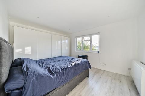 36 Camberley Close, Sutton, SM3 9BH