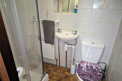 3 bedroom end of terrace house for sale, Church Lane, North Ockendon RM14