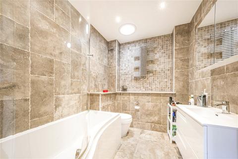 11 Matlock Way, New Malden, KT3 3AT