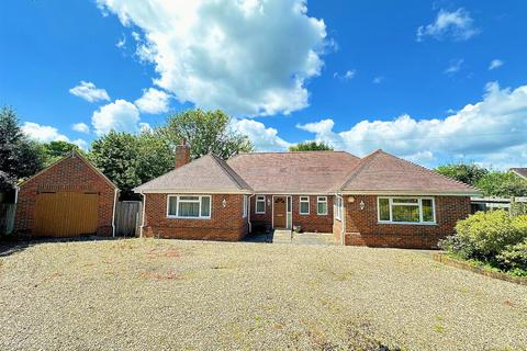 3 bedroom detached bungalow for sale, Orchard Close, Wendover HP22