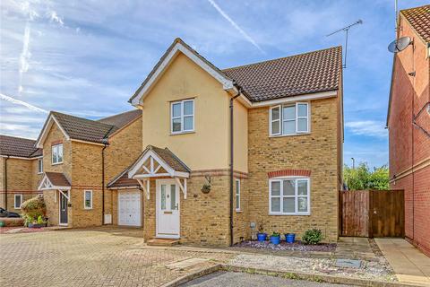 3 bedroom detached house for sale, Carswell Gardens, Wickford, Essex, SS12