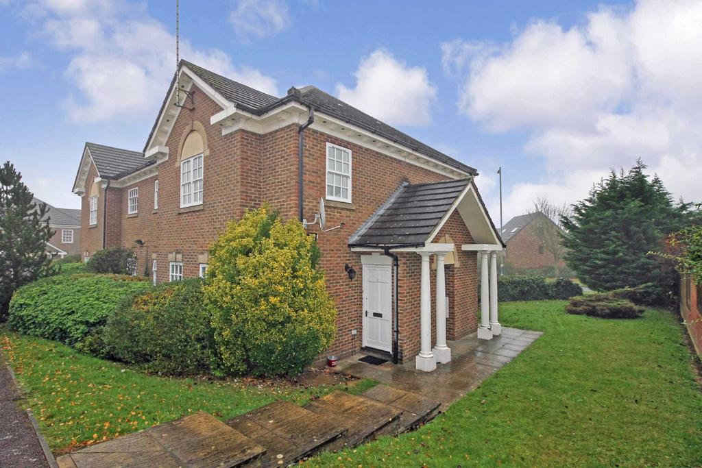 Skelton Close, Luton LU3 1 bed flat to rent £900 pcm (£208 pw)