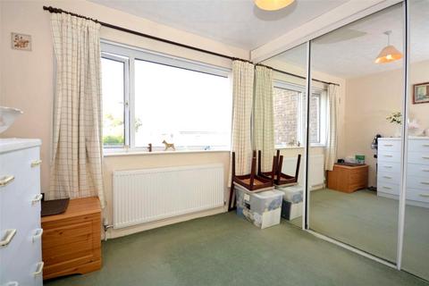 20 Springbank Close, Farsley, Pudsey, LS28 5EW